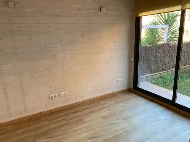 Habitación de Planta baja de alquiler en Sant Cugat del Vallès con Calefacción, Jardín privado y Parquet