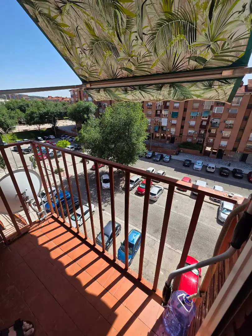 Vista exterior de Piso en venta en Toledo con Aire acondicionado, Calefacción y Amueblado