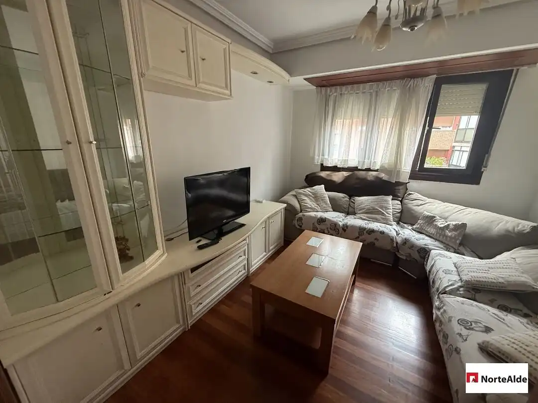 Living room of Flat for sale in Barakaldo   with Heating