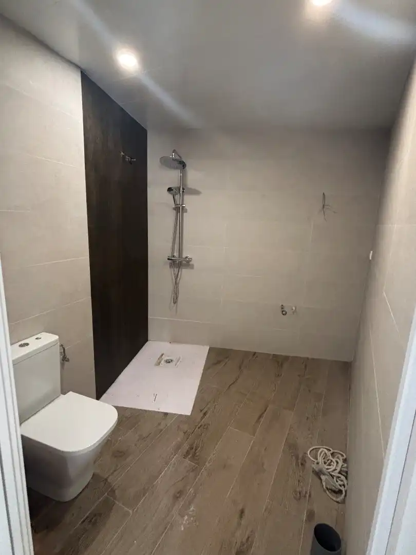 Baño de Dúplex en venta en Mataró con Aire acondicionado, Calefacción y Parquet