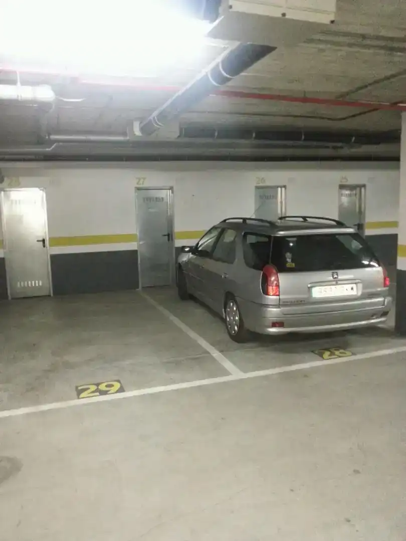 Parking de Dúplex en venta en Biescas con Parquet, Trastero y Piscina