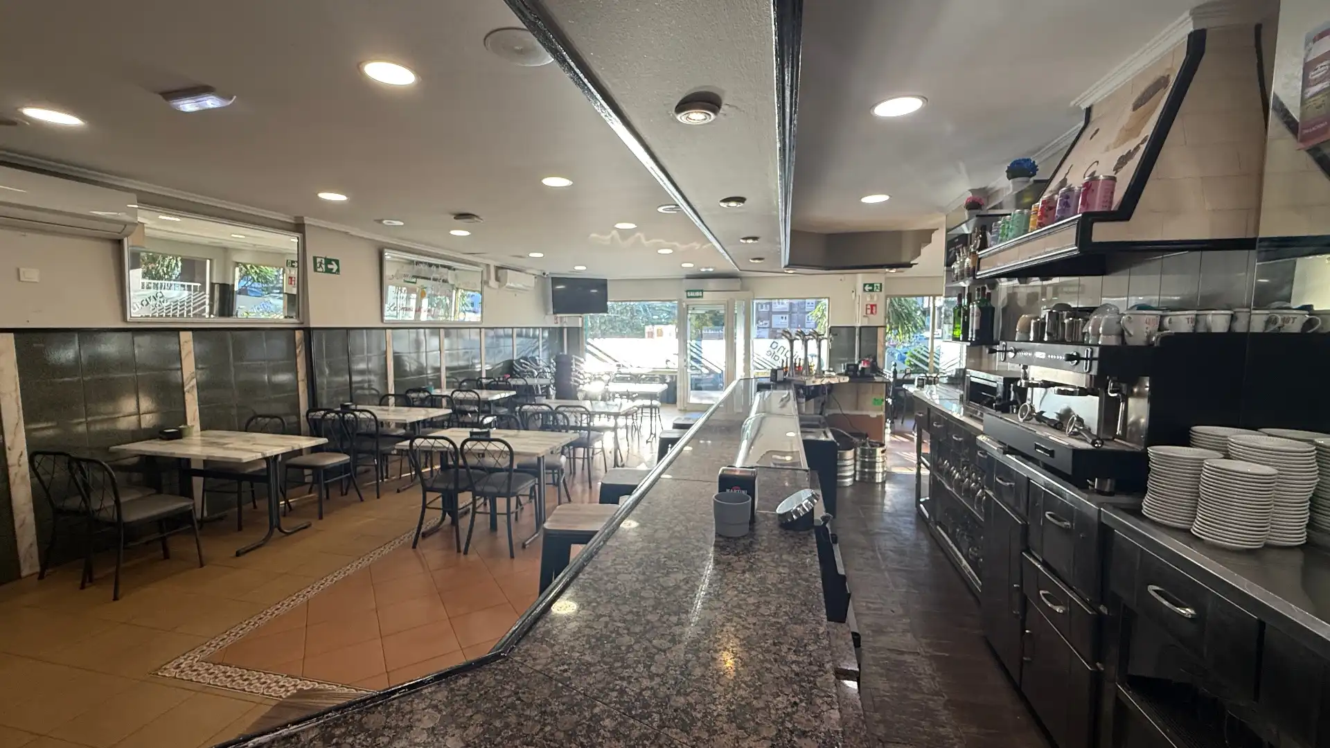 Geschaftsraum zur Miete in Calle Puerto de Somiedo, El Polígono