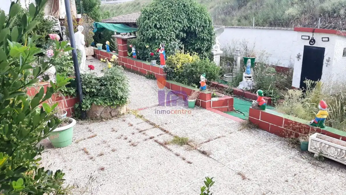 Chalet en venta en Almuradiel
