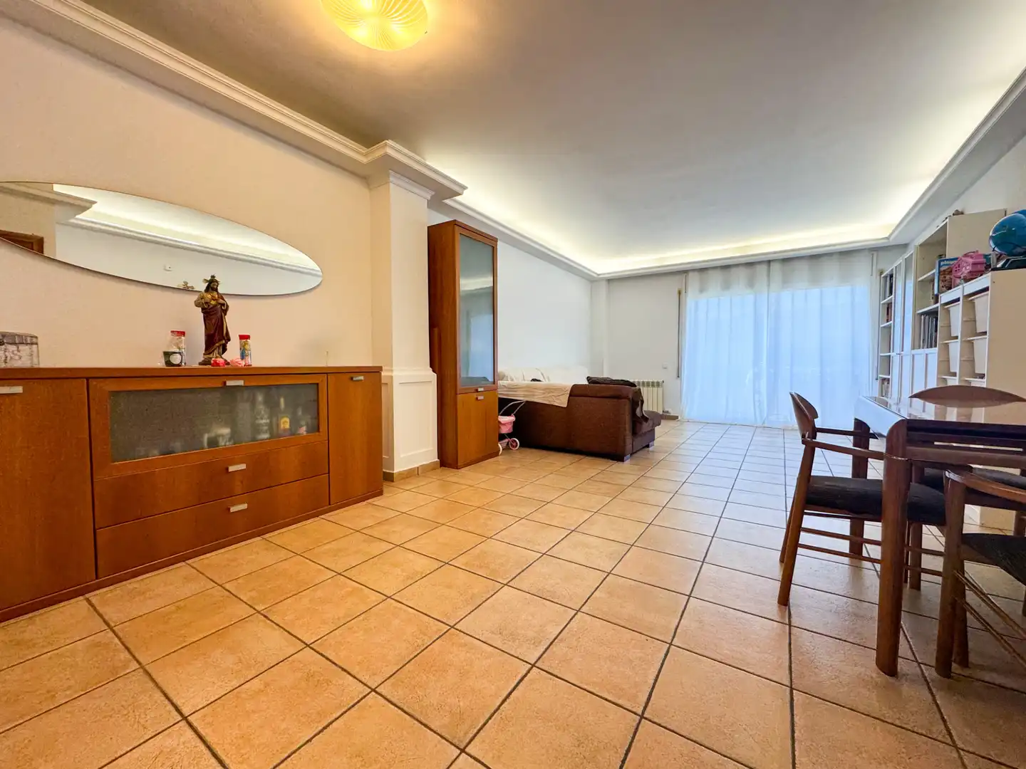Wohnzimmer von Dachboden zum Verkauf in Sentmenat mit Klimaanlage, Heizung und Balkon