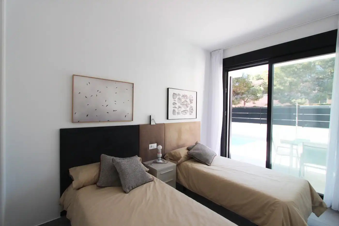 Habitación de Casa o chalet en venta en Pilar de la Horadada con Aire acondicionado, Calefacción y Jardín privado