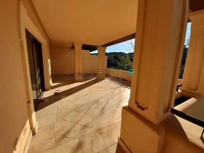 Terrassa de Apartament de lloguer en Sotogrande amb Aire condicionat, Calefacció i Terrassa