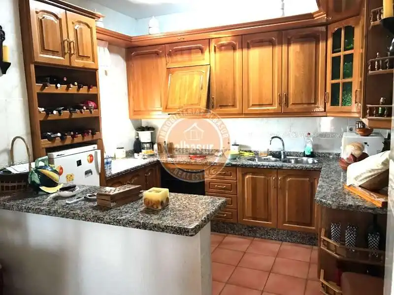 House with pool for sale in Almodóvar del Río, imagen 4