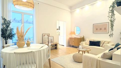 Foto 2 de Casa adosada en venda a Centre, Barcelona