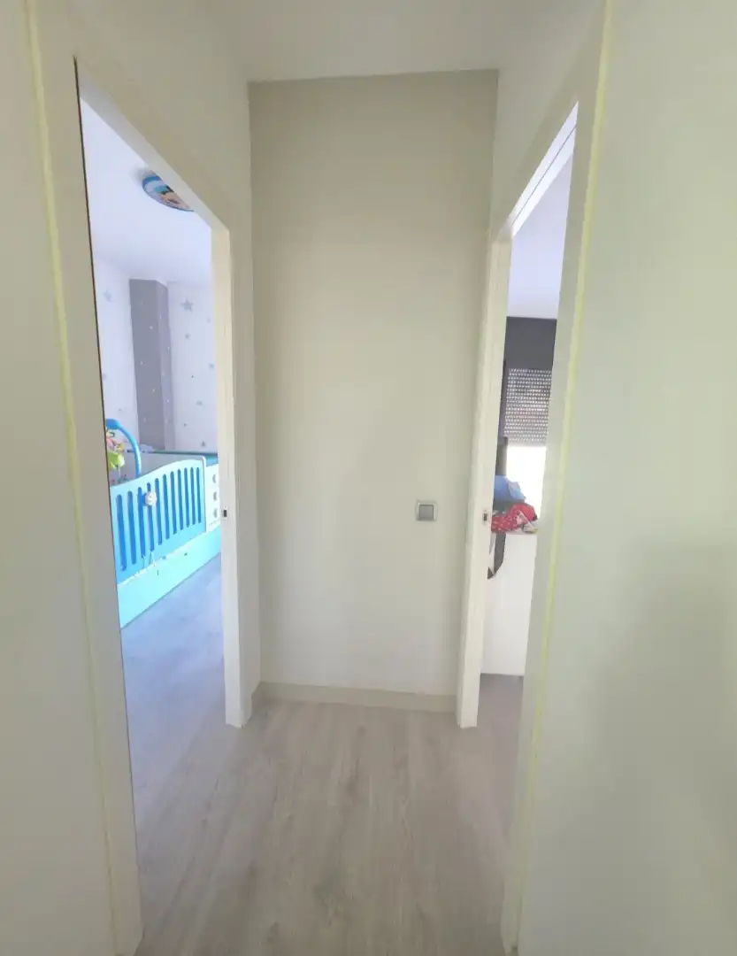 Casa adosada en venda en Santa Coloma de Gramenet amb Aire condicionat, Calefacció i Parquet