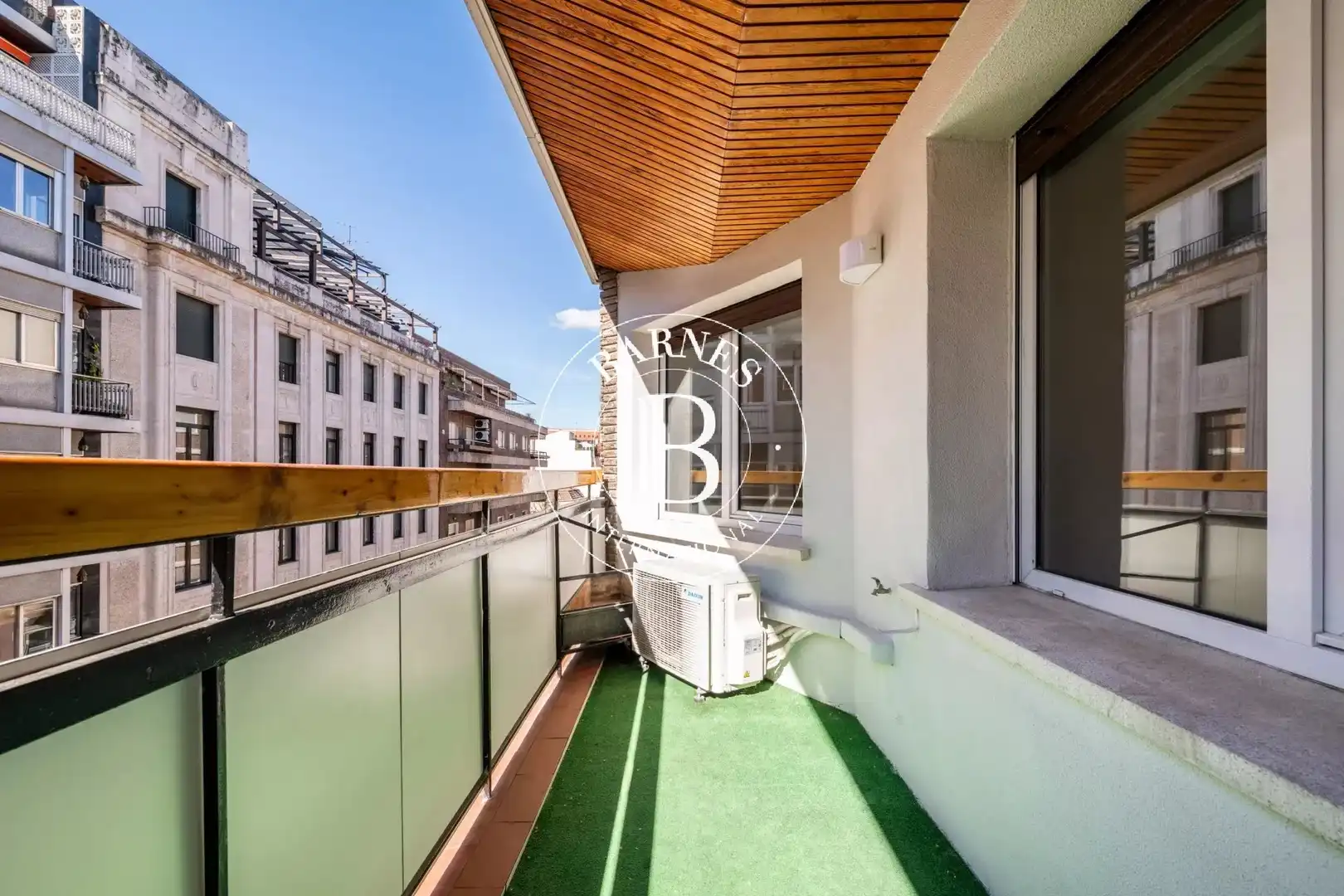 Balcony of Flat for rent in Madrid  with Air Conditioner, Heating and Terrace