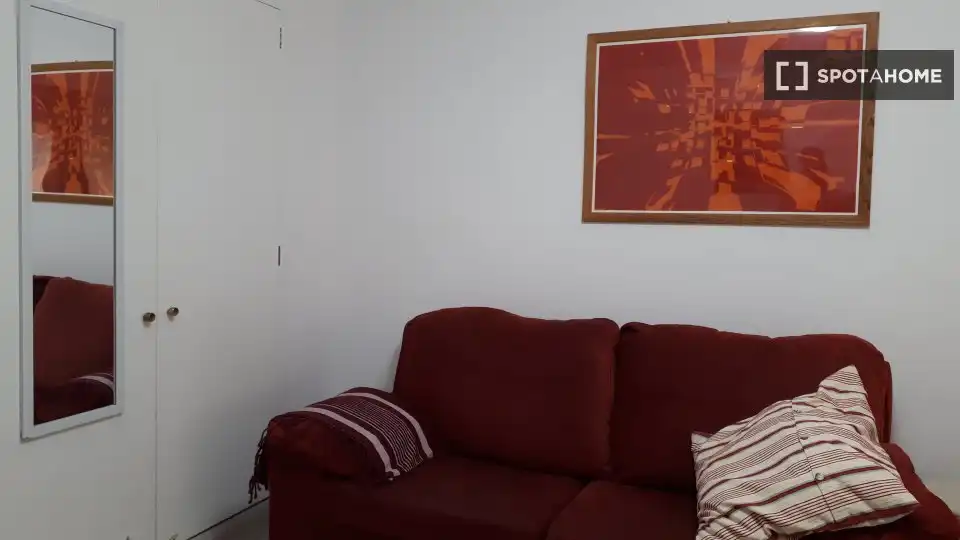 Living room of Apartments for share in Madrid  with Air Conditioner, Terrace and Furnished