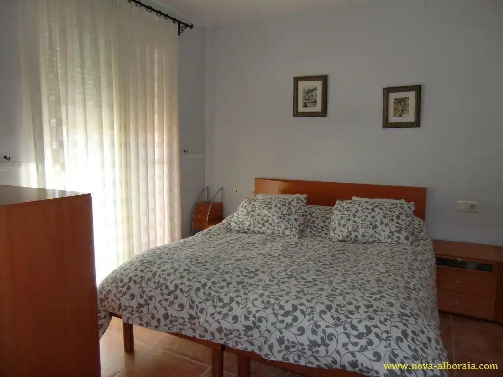 Habitación de Casa adosada en venta en Bétera con Aire acondicionado, Calefacción y Jardín privado