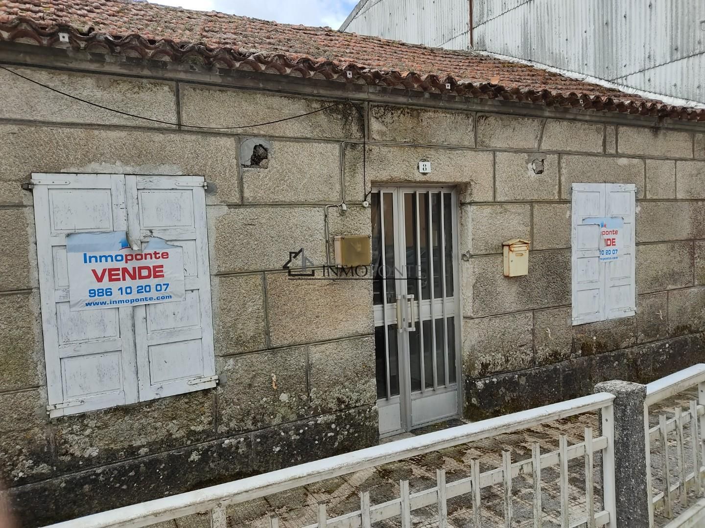 Vista exterior de Casa o xalet en venda en Forcarei amb Jardí privat