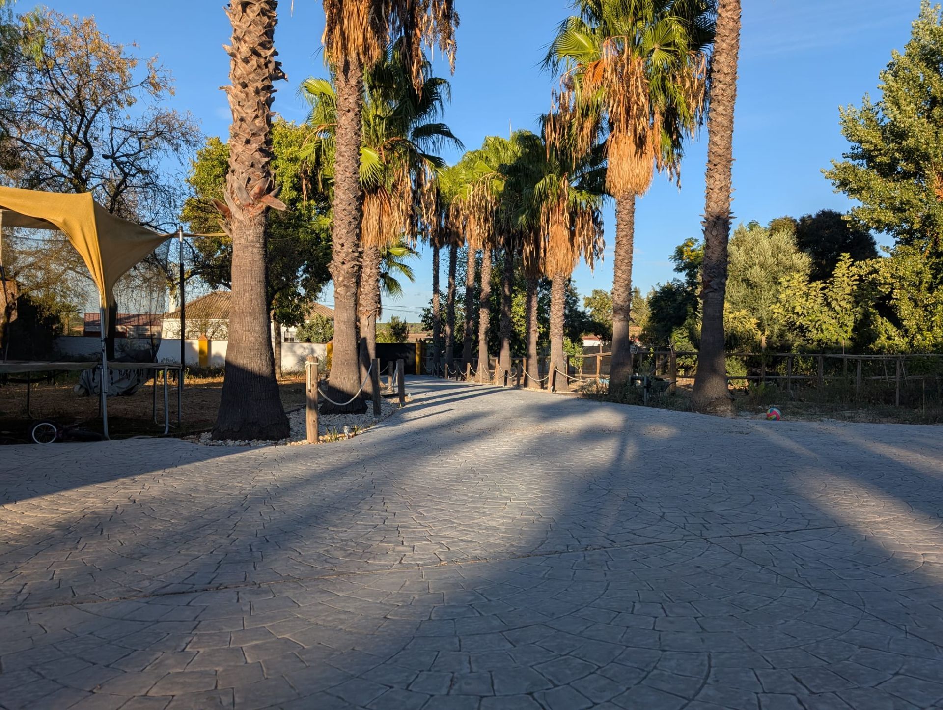 Vista exterior de Casa o chalet en venta en Aljaraque con Aire acondicionado, Jardín privado y Piscina