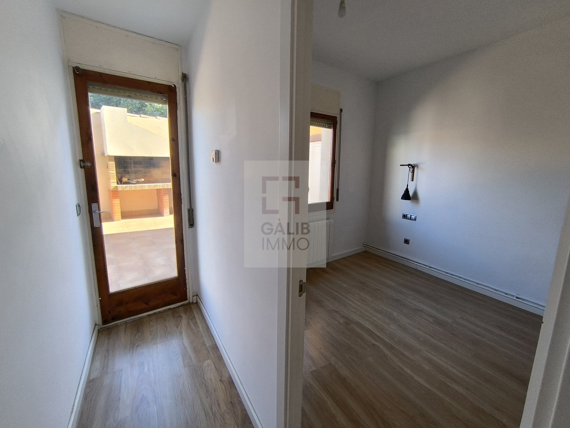 Schlafzimmer von Country house zum verkauf in Borrassà mit Terrasse und Balkon