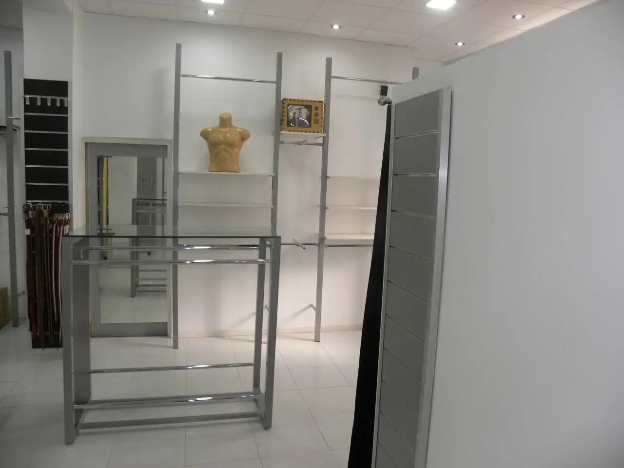 Local comercial en venda a Avenida Gran Vía 11, imagen 12