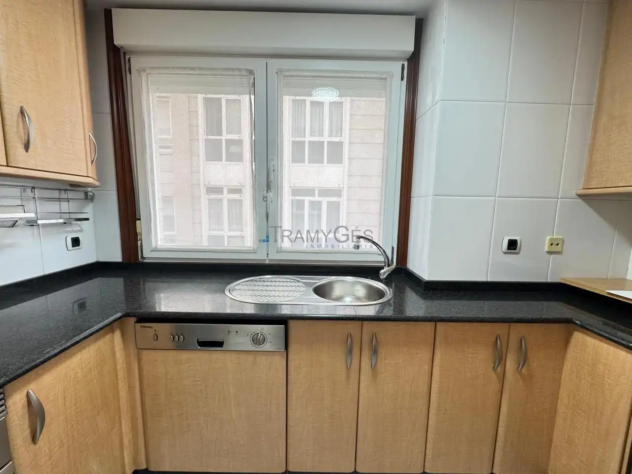 Kitchen of Flat for sale in Vigo   with Heating and Parquet flooring