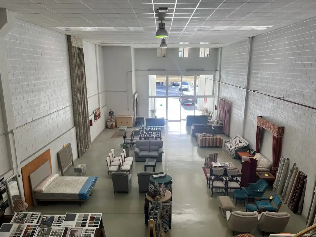 Nave industrial de alquiler en Ames