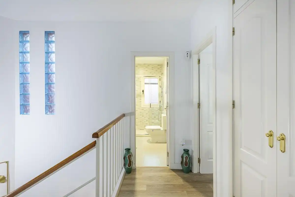 Casa adosada en venta en Motril con Terraza, Balcón y Piscina comunitaria