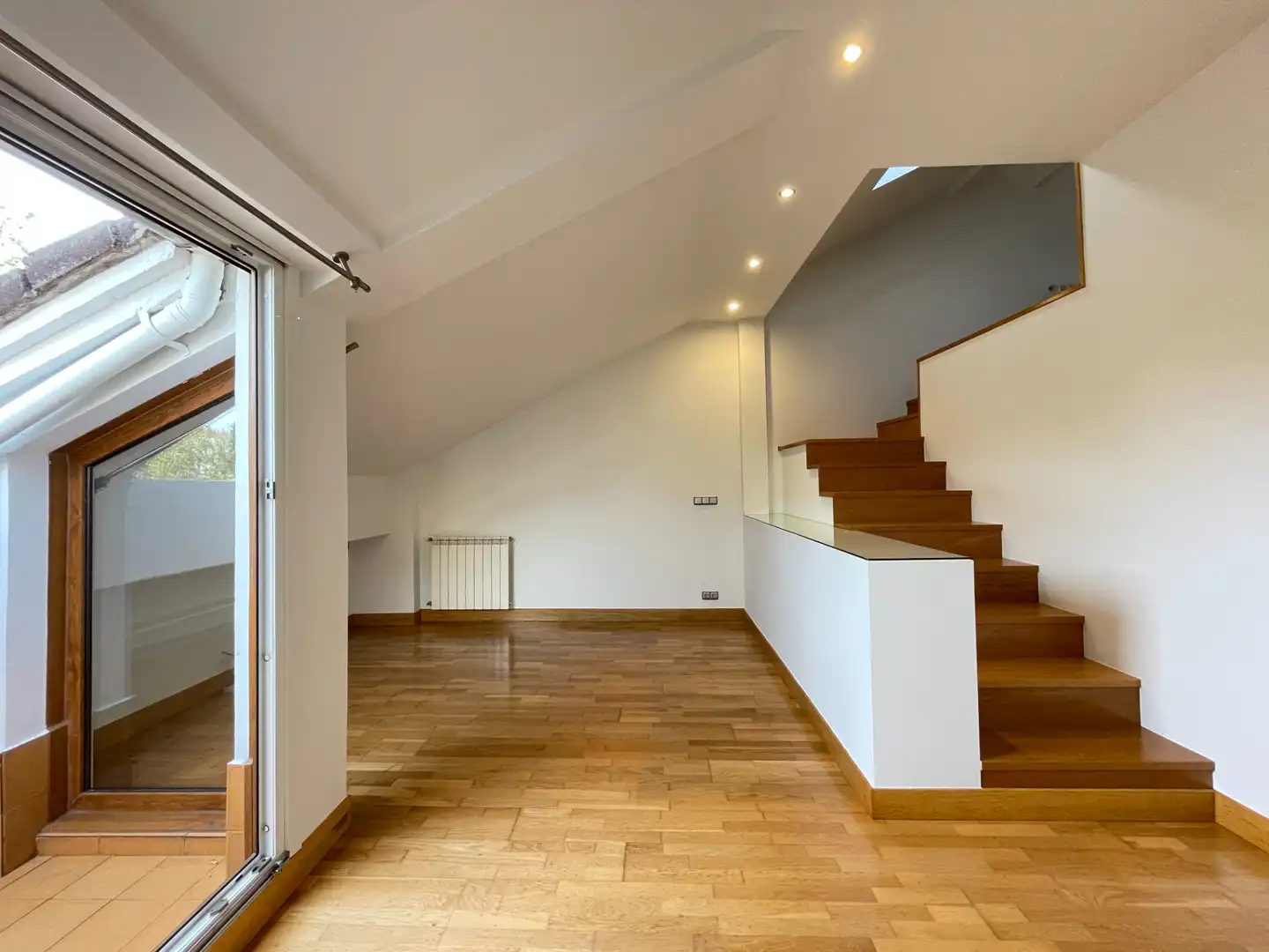 Piso de alquiler en Donostia - San Sebastián  con Calefacción, Parquet y Terraza