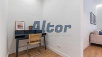 Bedroom of Flat for sale in  Madrid Capital  with Air Conditioner and Heating