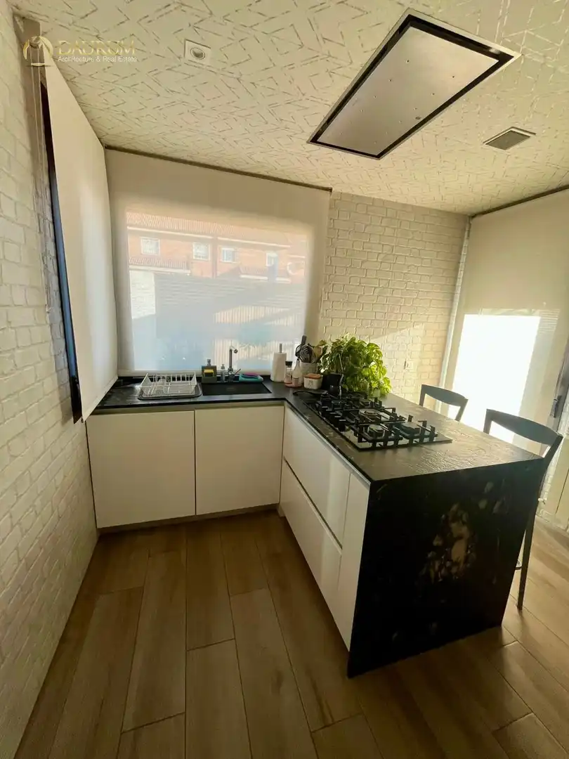 Cocina de Casa adosada en venta en Móstoles con Aire acondicionado, Calefacción y Terraza