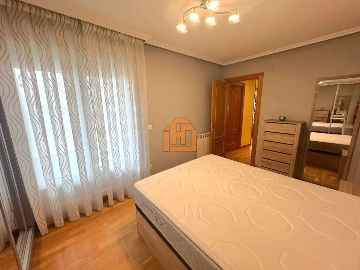 Apartament en venda a Calle Doña Urraca, Trobajo del Camino