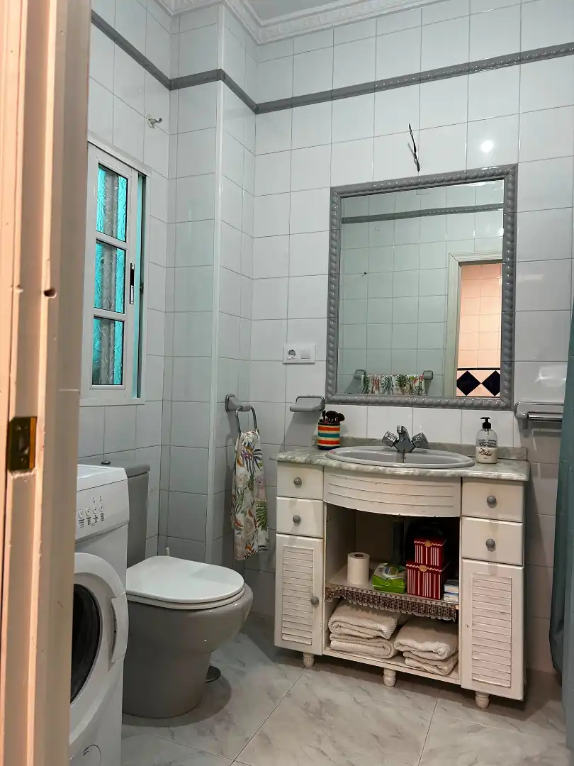 Baño de Piso en venta en Los Palacios y Villafranca con Balcón