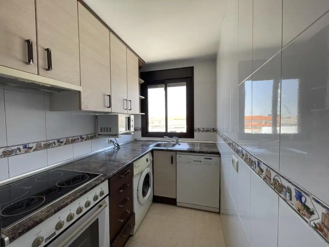 Cocina de Dúplex en venta en Recas con Calefacción, Terraza y Trastero
