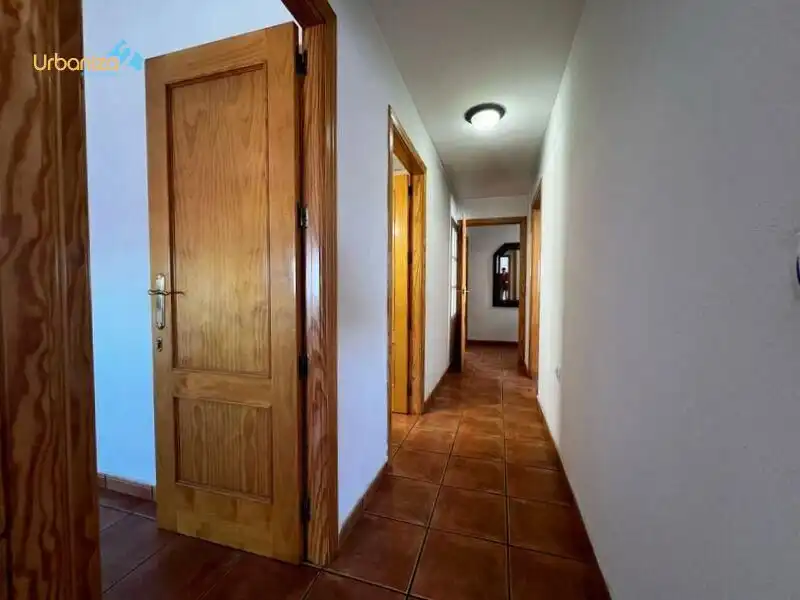 Piso en venta en Talavera la Real con Amueblado y Balcón