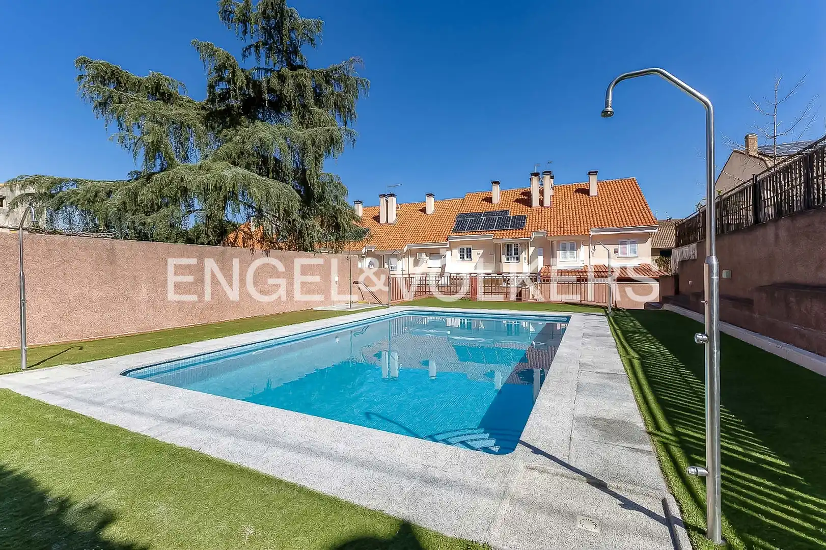 Piscina de Casa o chalet en venta en Pozuelo de Alarcón con Calefacción, Terraza y Trastero