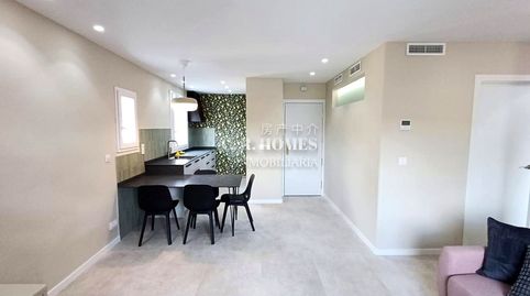 Foto 4 de Piso en venta en Almendrales, Madrid Capital