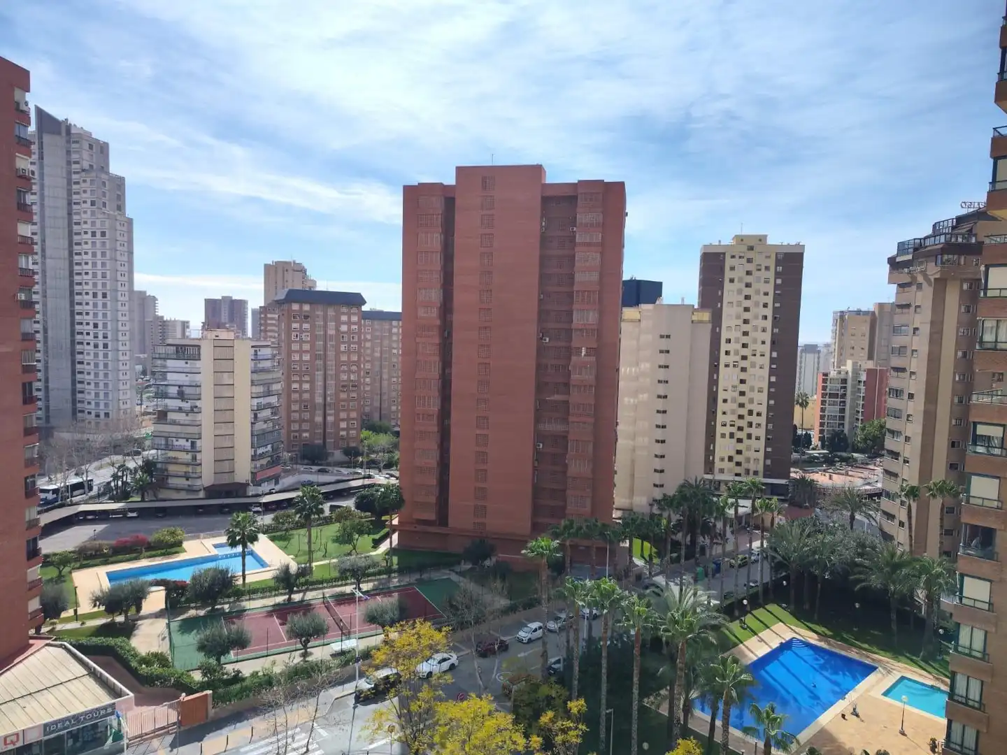 Vista exterior de Piso en venta en Benidorm con Aire acondicionado, Calefacción y Terraza