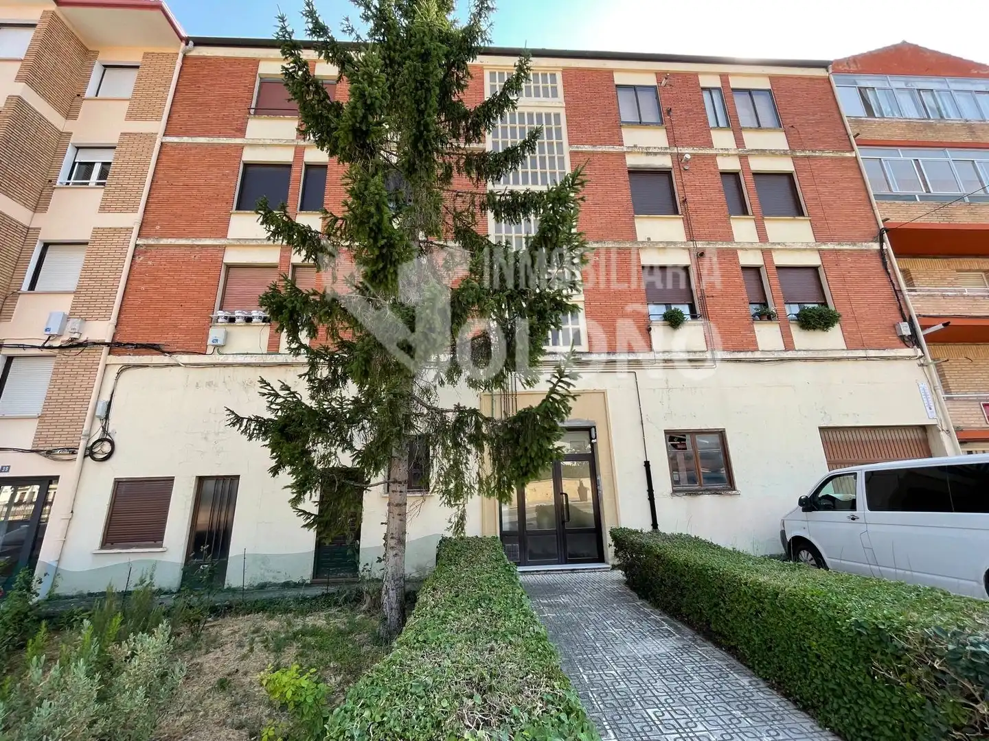 Vista exterior de Pis en venda en Labastida / Bastida amb Calefacció, Parquet i Forn