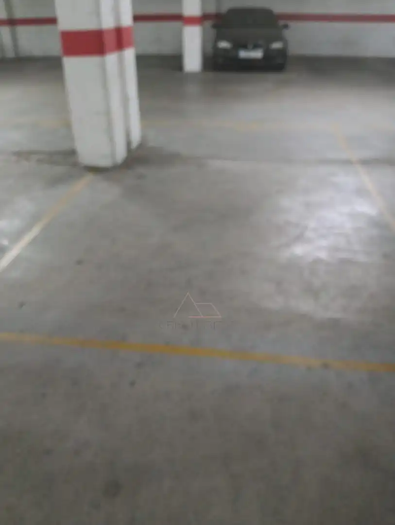 Aparcament de Garatge en venda en Lleida