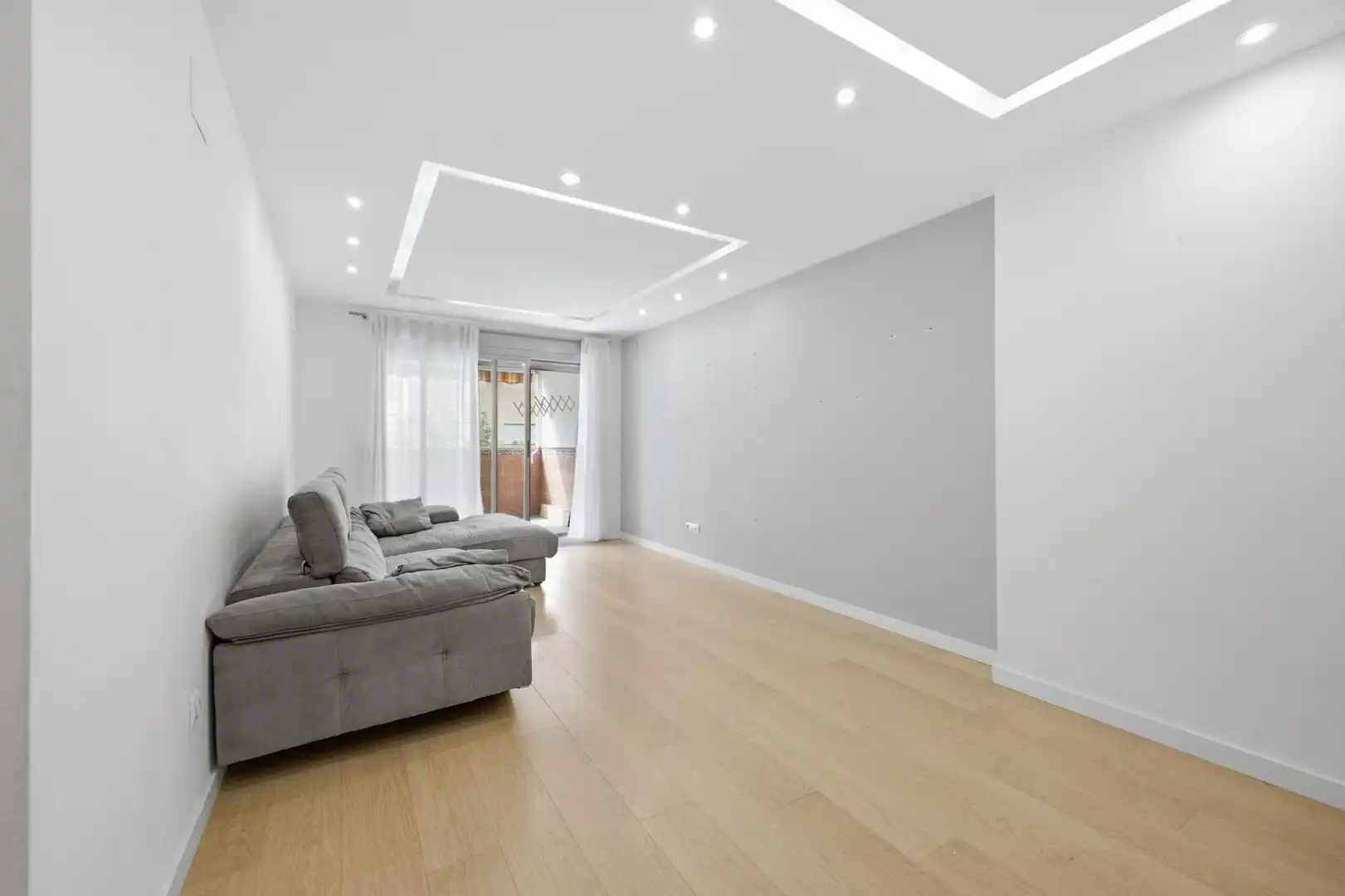 Sala d'estar de Pis en venda en Aldaia amb Aire condicionat, Parquet i Terrassa