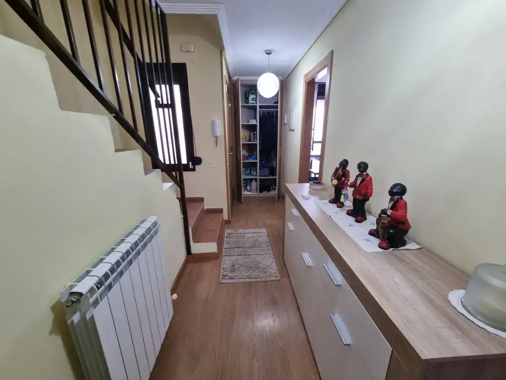 Detached homes for sale in Alesanco, La Rioja