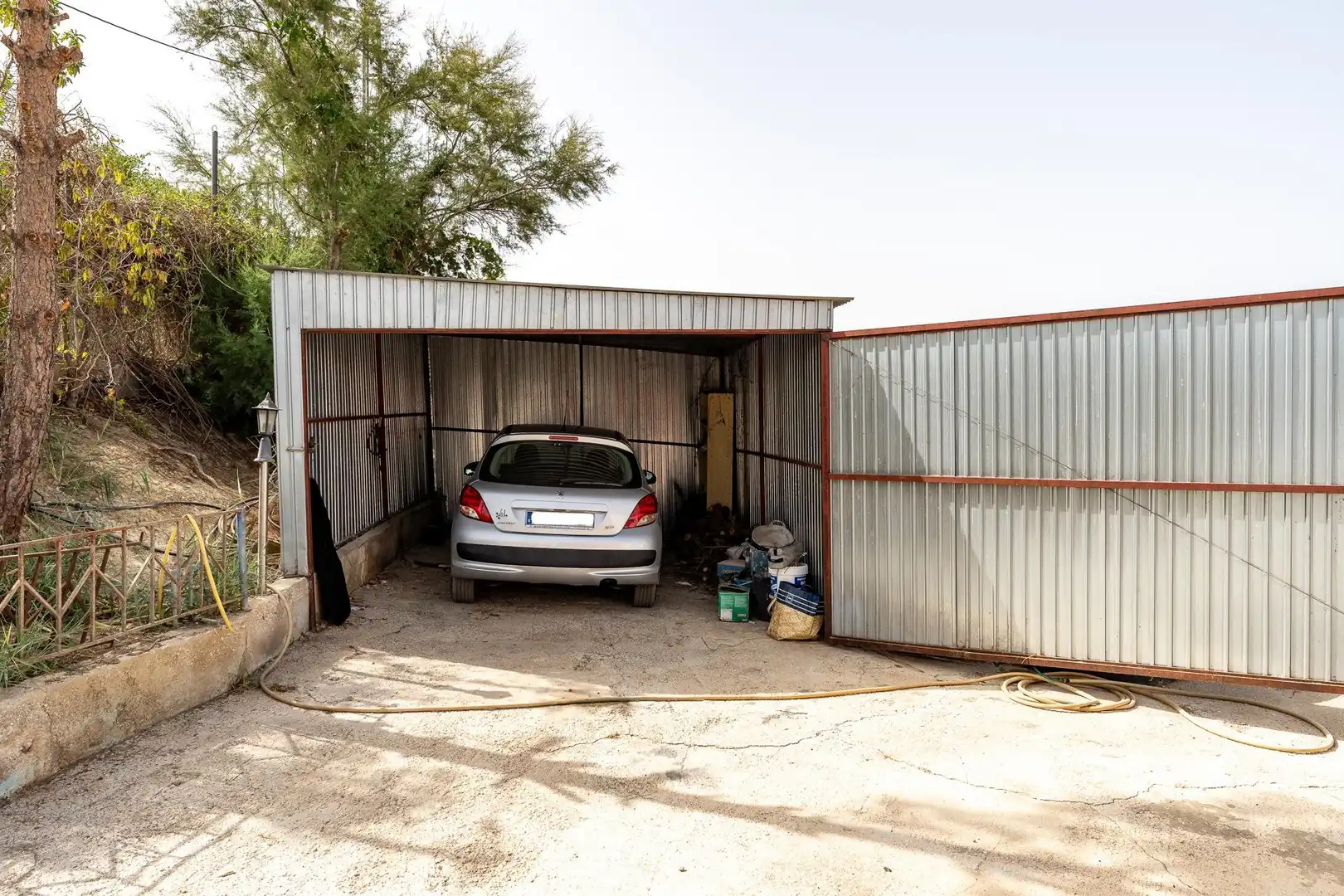 Aparcament de Casa o xalet en venda en Cártama amb Aire condicionat, Calefacció i Jardí privat