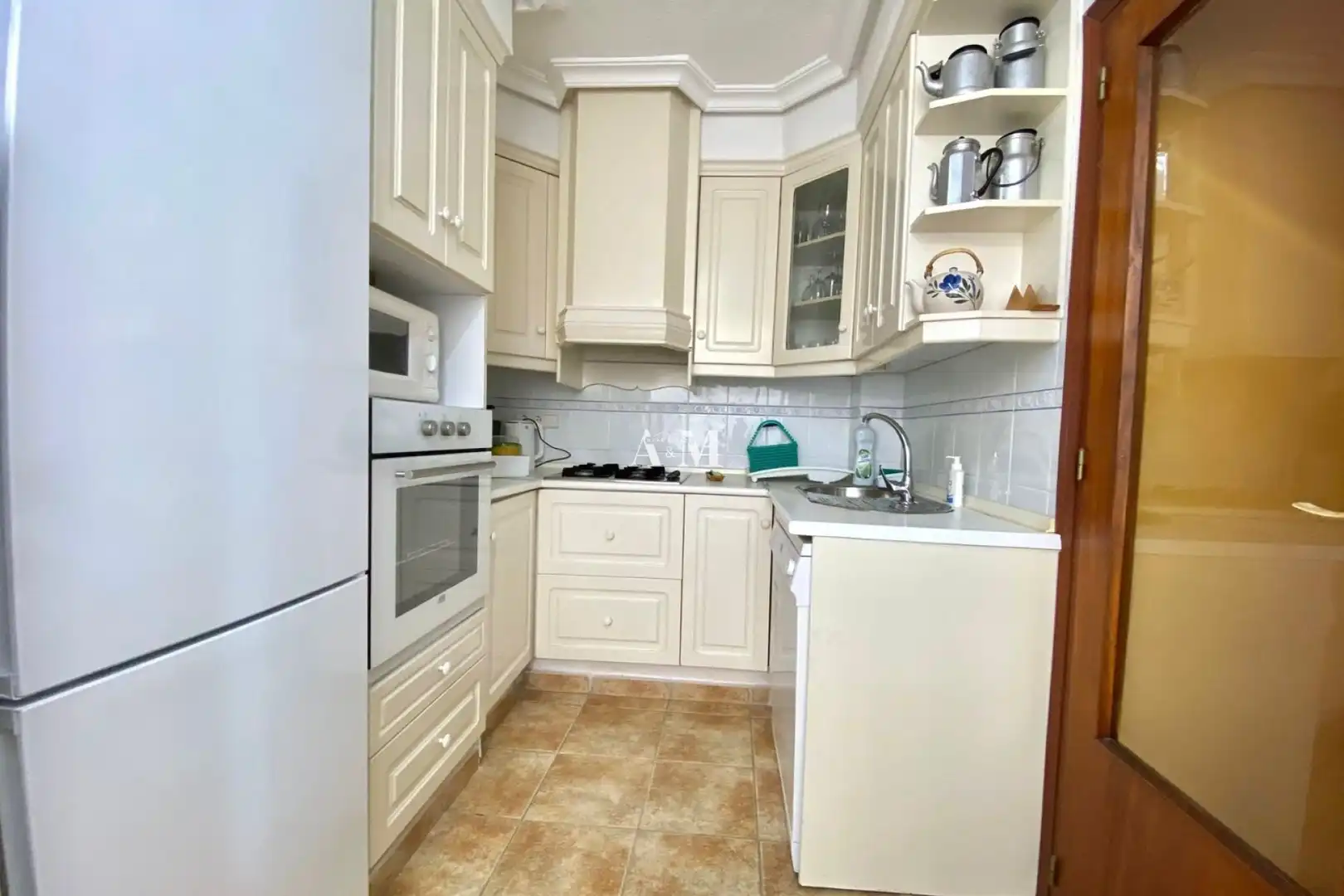 Kitchen of Apartments for rent in Torrevieja  with Terrace, Furnished and Oven