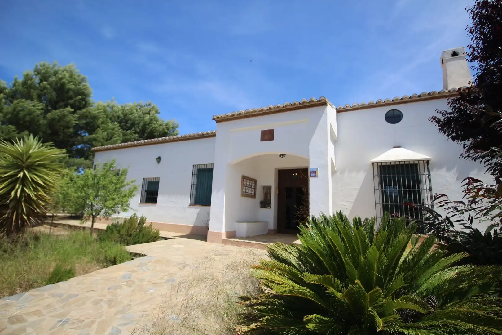 Casa rústica amb jardí en venda a partido romeral
