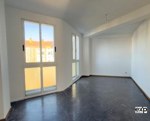 Living room of Flat for sale in Santiago de Compostela   with Storage room