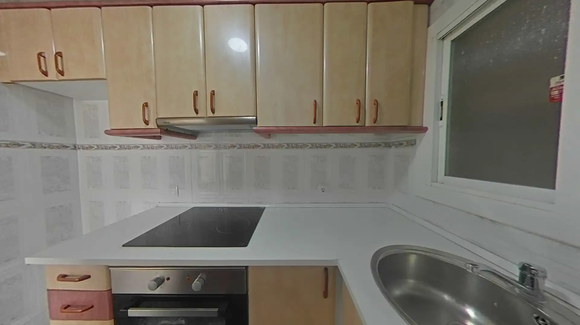 Küche von Wohnung zum Verkauf in L'Hospitalet de Llobregat mit Heizung
