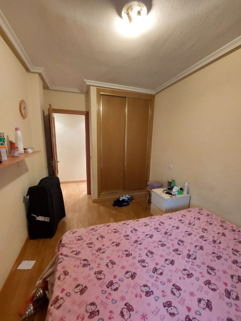 Bedroom of Flat for sale in  Madrid Capital  with Heating and Terrace