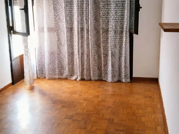 Dormitori de Pis en venda en La Robla , León
