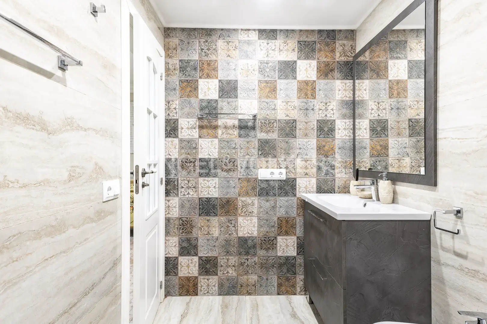 Baño de Casa o chalet de alquiler en Sitges con Aire acondicionado, Calefacción y Jardín privado