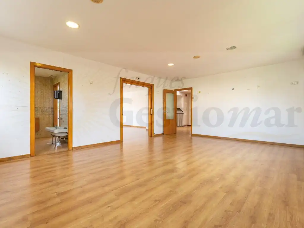 Commercial properties for sale in Cambrils