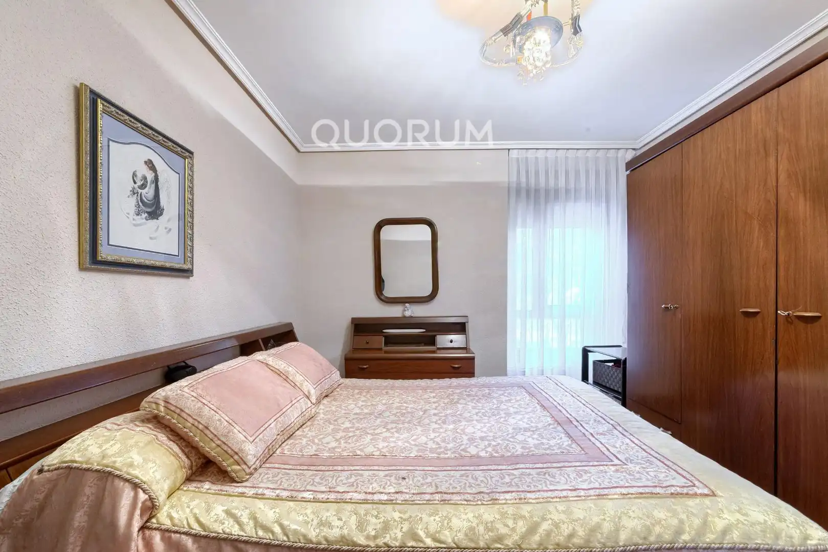 Habitación de Piso en venta en Basauri  con Calefacción, Trastero y Amueblado