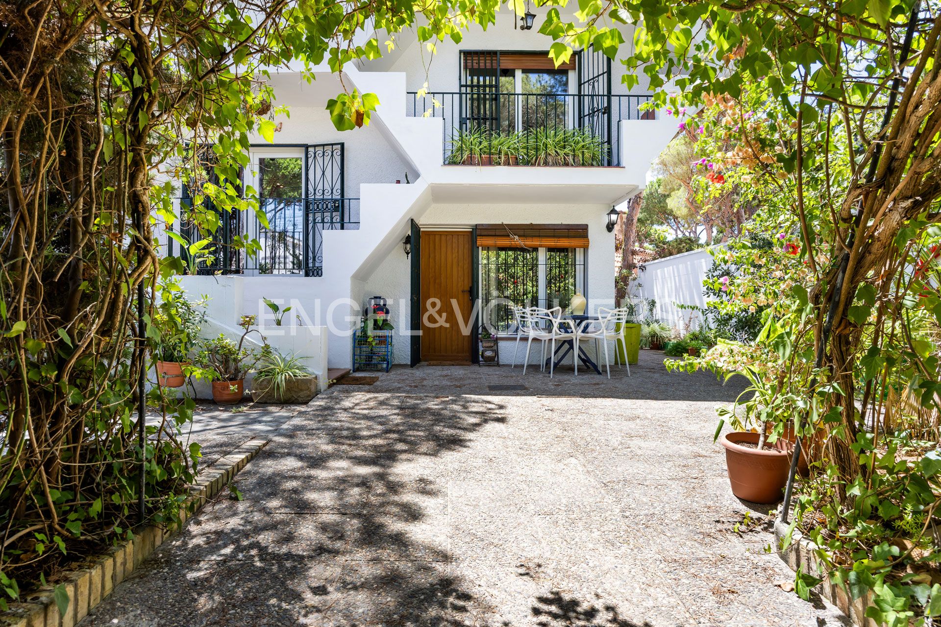 Vista exterior de Casa o chalet de alquiler en Chiclana de la Frontera con Calefacción, Jardín privado y Terraza