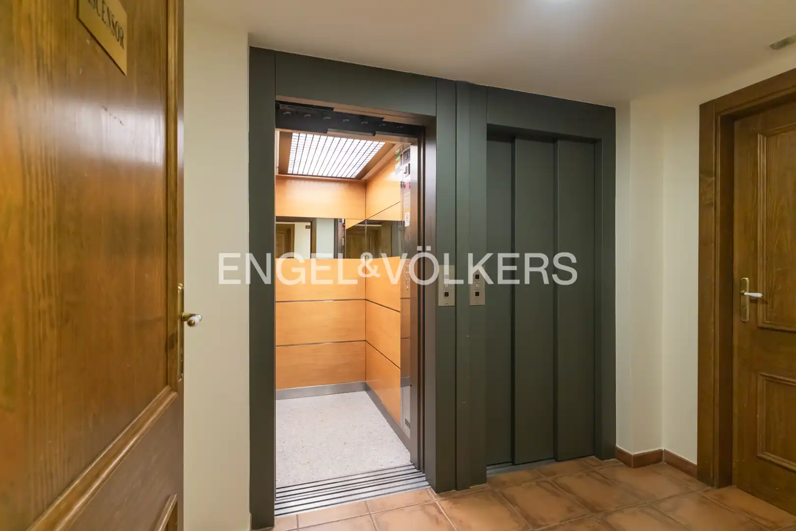 Apartamento en venta en Llívia con Calefacción, Parquet y Terraza