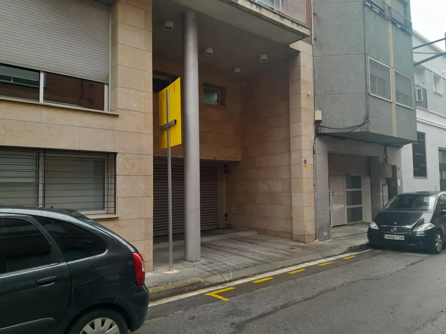 Vista exterior de Garaje en venta en Montcada i Reixac